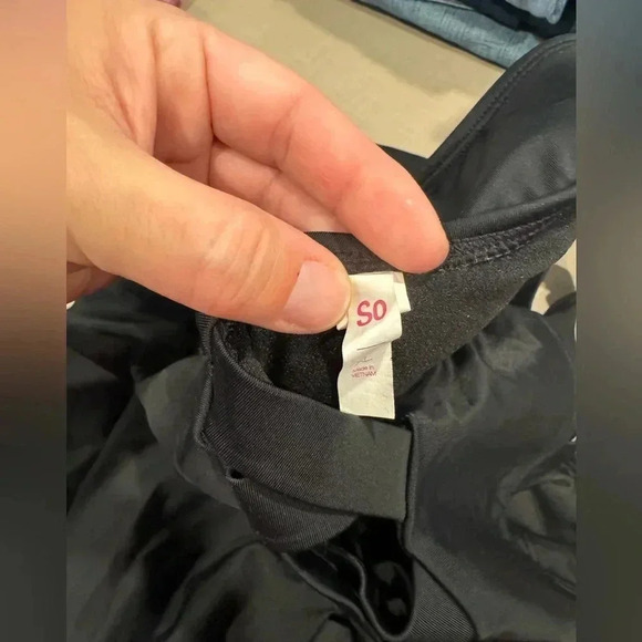 Swimsuit - Picture 4 of 4